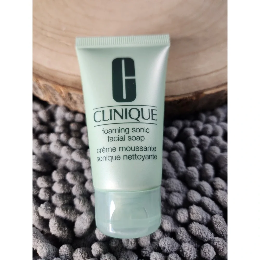 Clinique Foaming Sonic Facial Soap 1oz / 30ml Travel Size~NEW